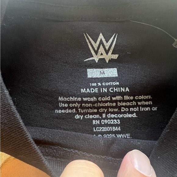 NWT WWE Tiffy Time Short Sleeve Size Medium (H1) - Picture 5 of 5